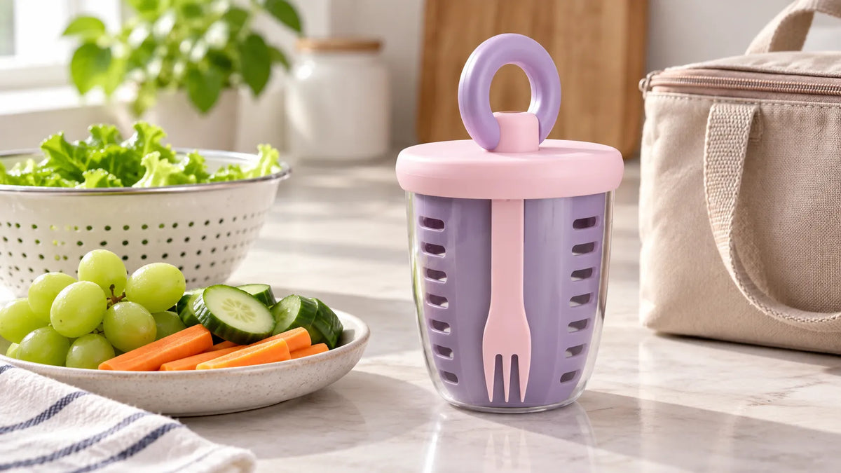 How to Use a Fruit Cup with a Strainer in 5 Steps