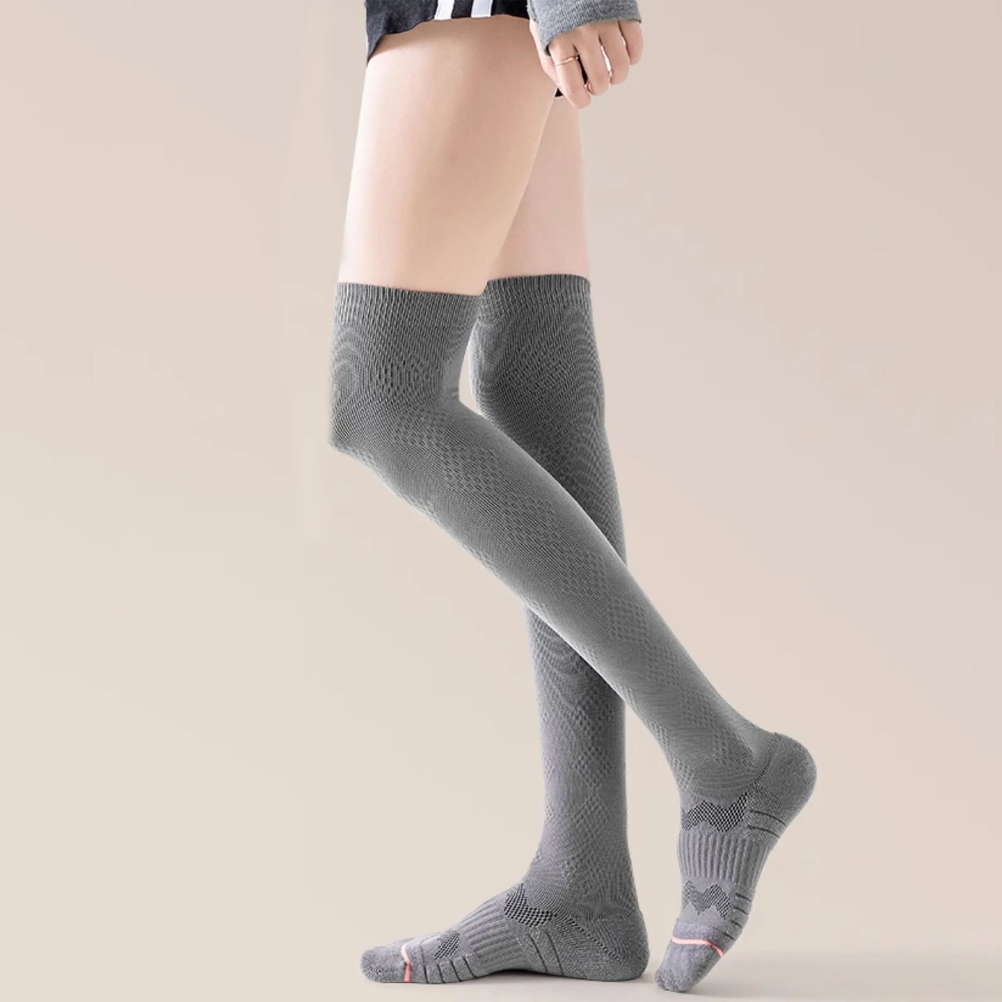 Gray Over-the-Knee Compression Socks for Women with Arch Support – Anti-Fatigue and Breathable Design