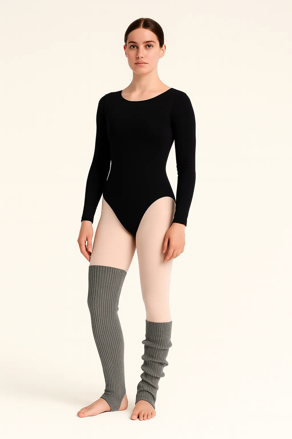 Sportive Lives SLIM Leg Warmer in grey – Elegant full-length leg sleeves made of breathable knit fabric for flexibility and warmth. Perfect for ballet, dance classes, and winter style layering.